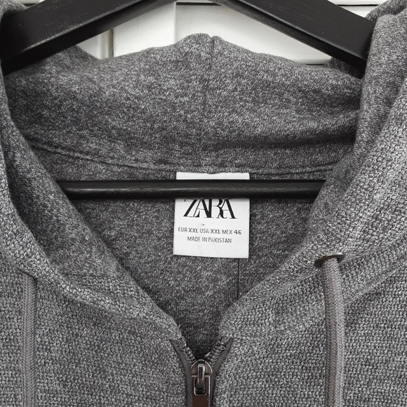 Zara - Picture 3 of 4